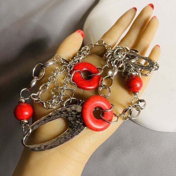 40inch Long Necklace Red Donut Beads Silver Tone Hammered Style Accents - Picture 4 of 6